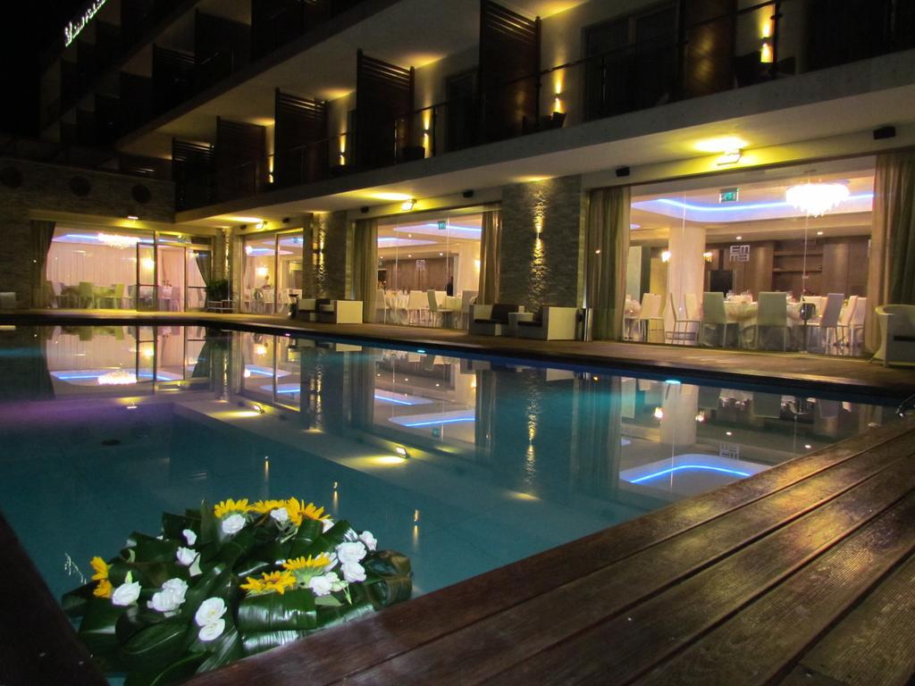 Main Palace Hotel Roccalumera Ngoại thất bức ảnh