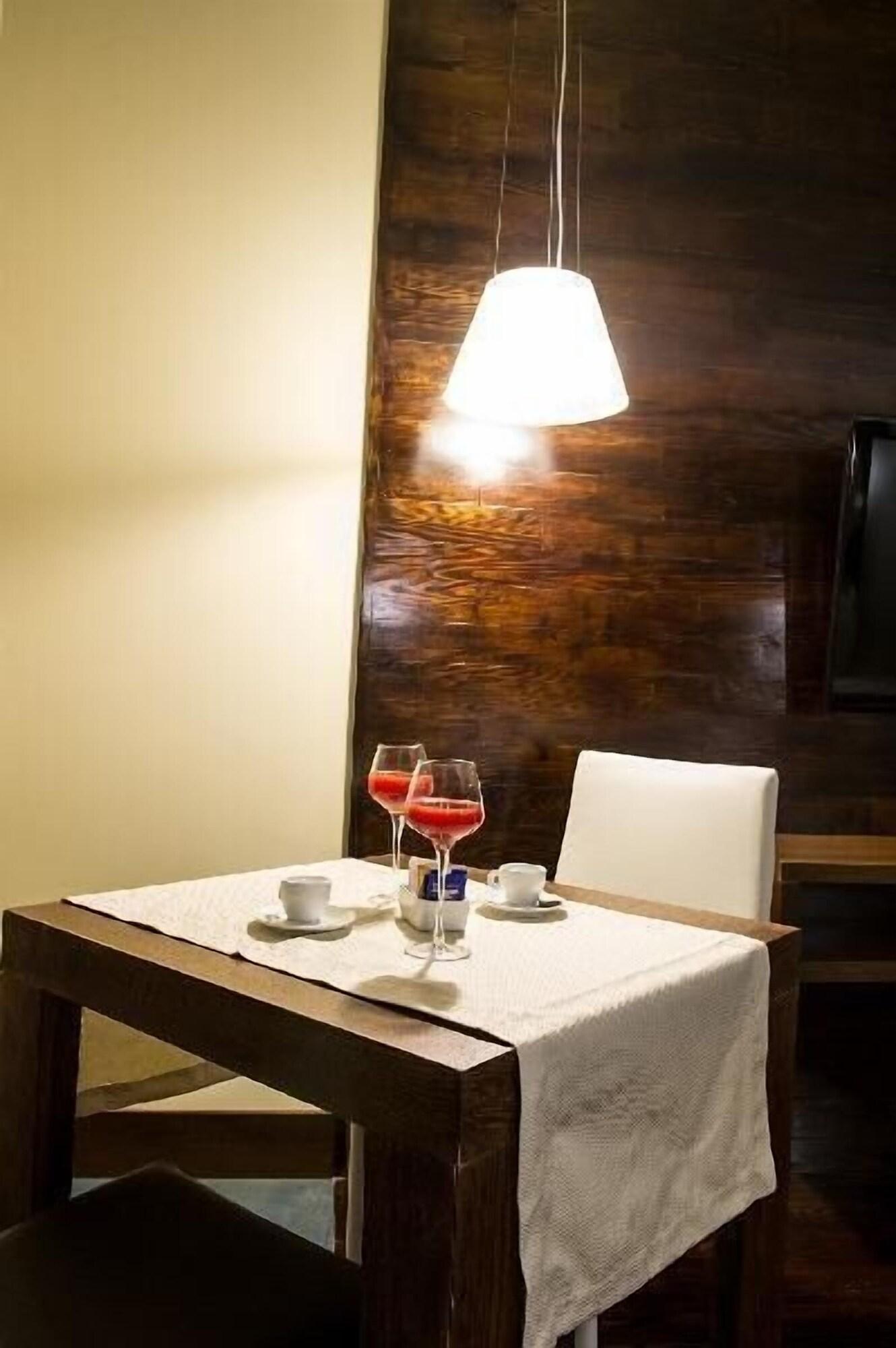 Main Palace Hotel Roccalumera Ngoại thất bức ảnh