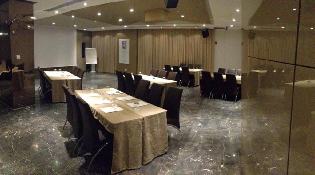 Main Palace Hotel Roccalumera Ngoại thất bức ảnh